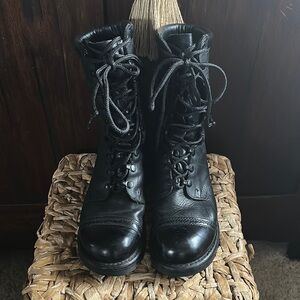 Black Lace-Up Corcoran field Boots